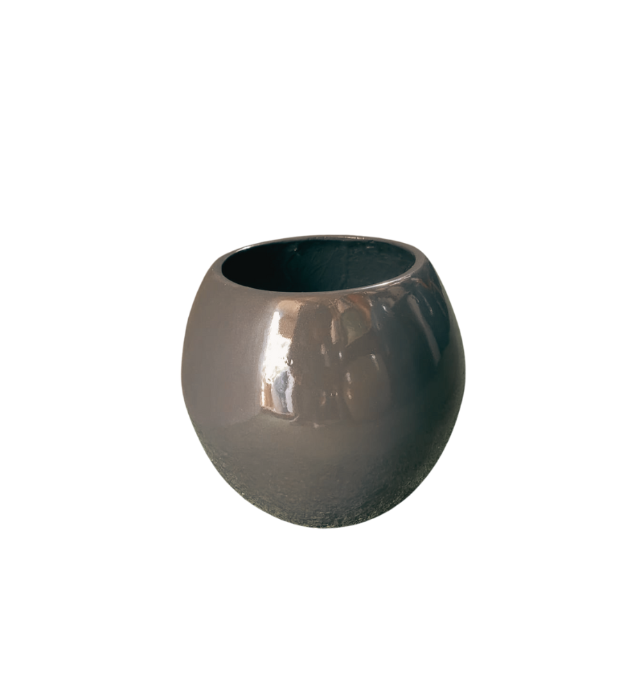 The Ball ★ Fiberglass pot